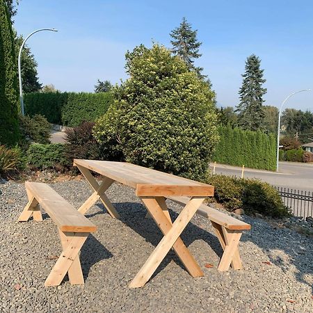Mountain Retreat 3 Bedroom Garden House Near Heritage Park, Coliseum , Hwy 1, Fishing, Cultus Lake Chilliwack Eksteriør bilde